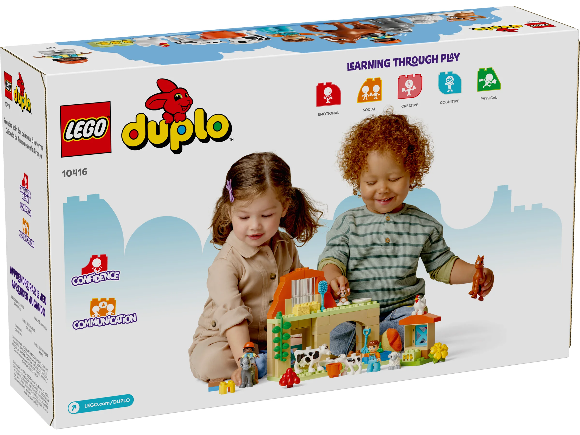 Imagine cu cutia setului LEGO Duplo 10416 „Îngrijirea animalelor la fermă”, cu doi copii care se joacă.