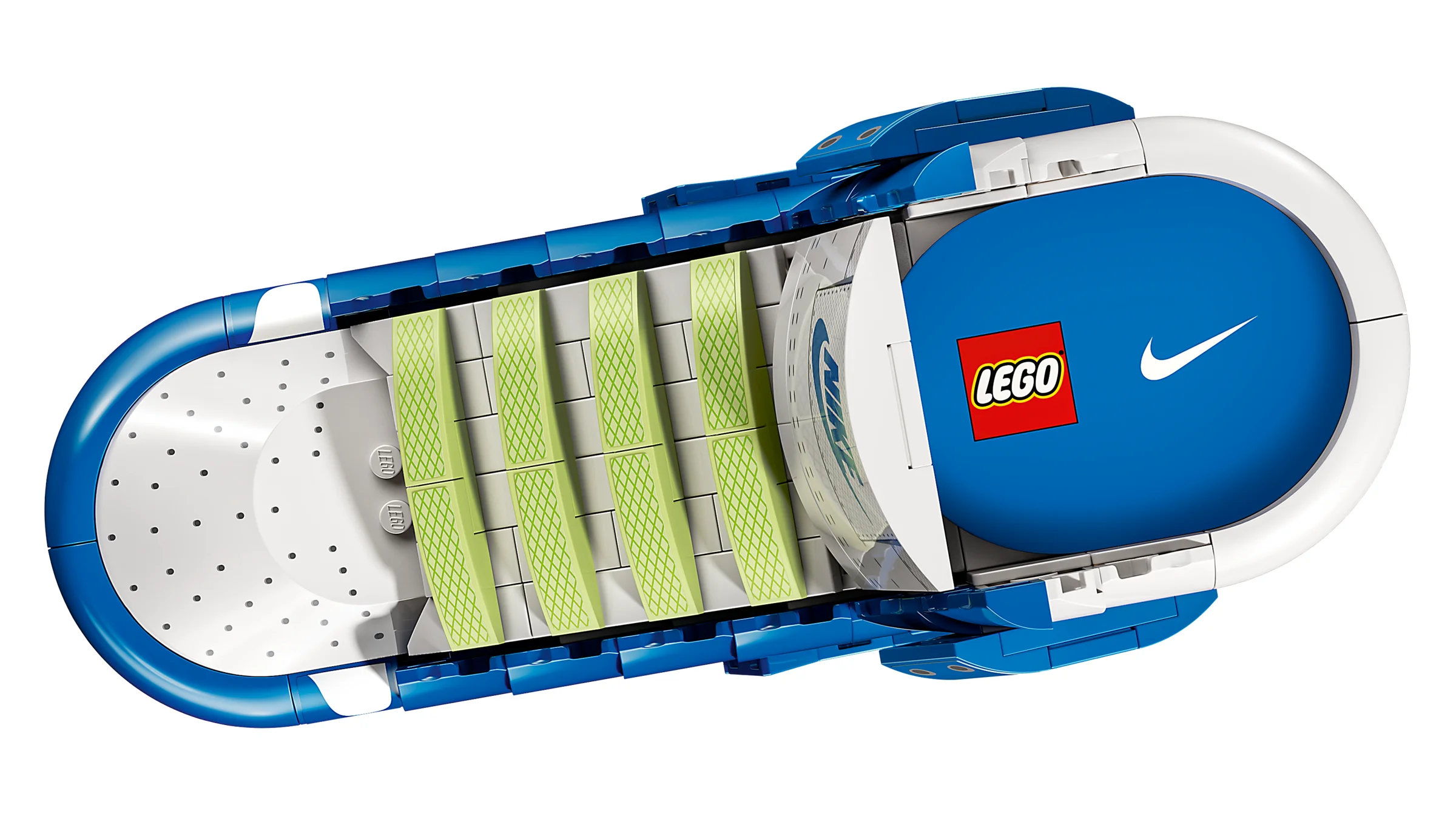 Secțiune a modelului LEGO Nike Dunk, care arată detalii interne și logo-uri.