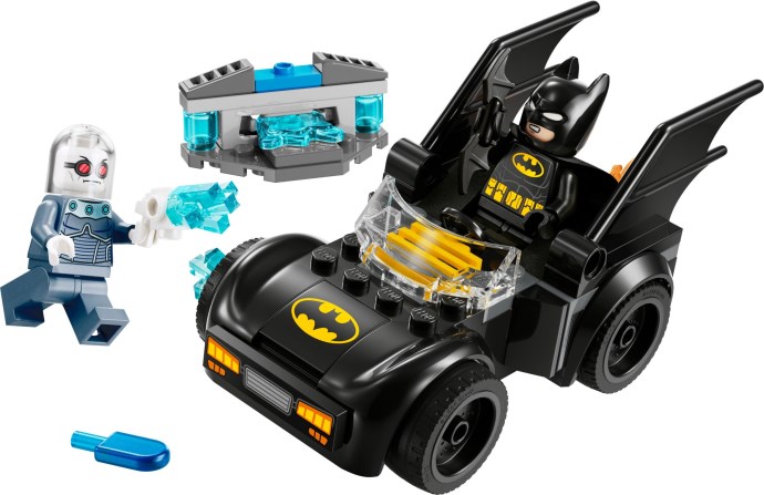 Setul LEGO 76301 City Tractor Albastru, un vehicul agricol detaliat pentru joacă creativă.