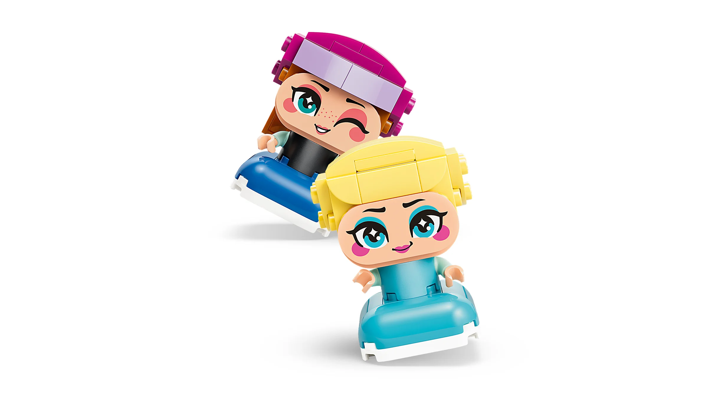 Imagine cu mini-figurinele LEGO Anna și Elsa din Frozen.
