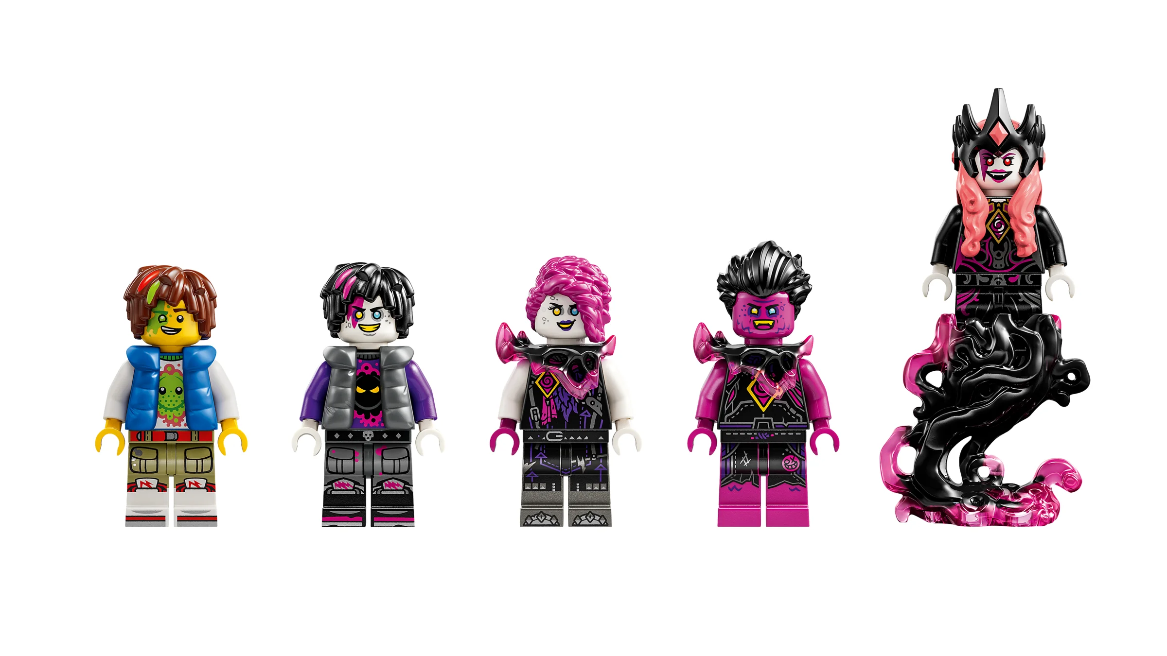 Prezintă cele 5 minifigurine din set: Mateo, 3 slujitori și Vrăjitoarea Niciodată.