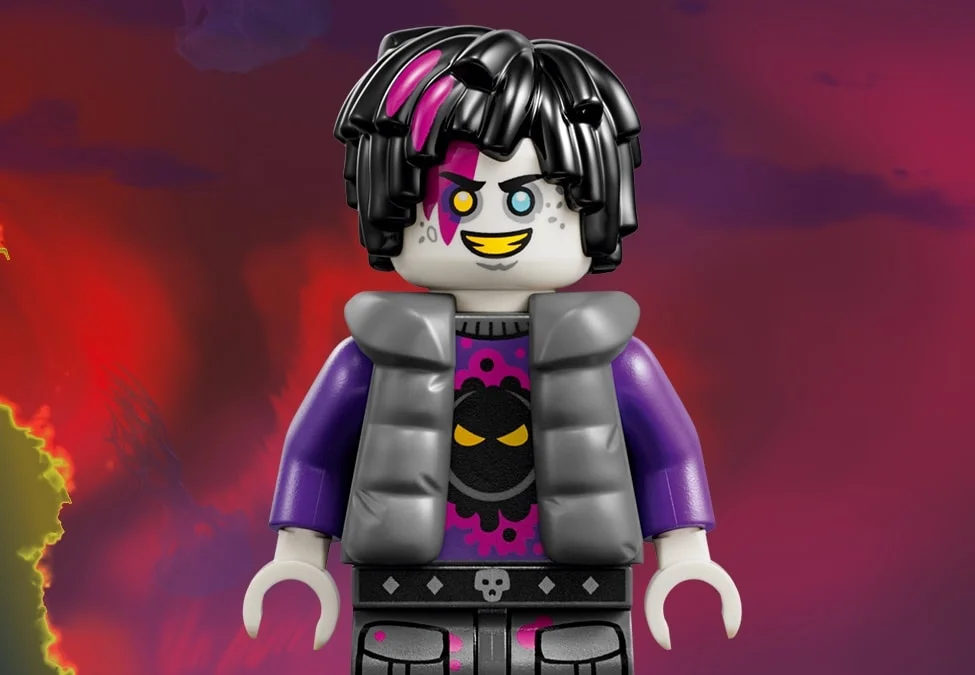 Prim-plan cu o minifigurină LEGO DREAMZzz din setul Castelul Nocturnia.