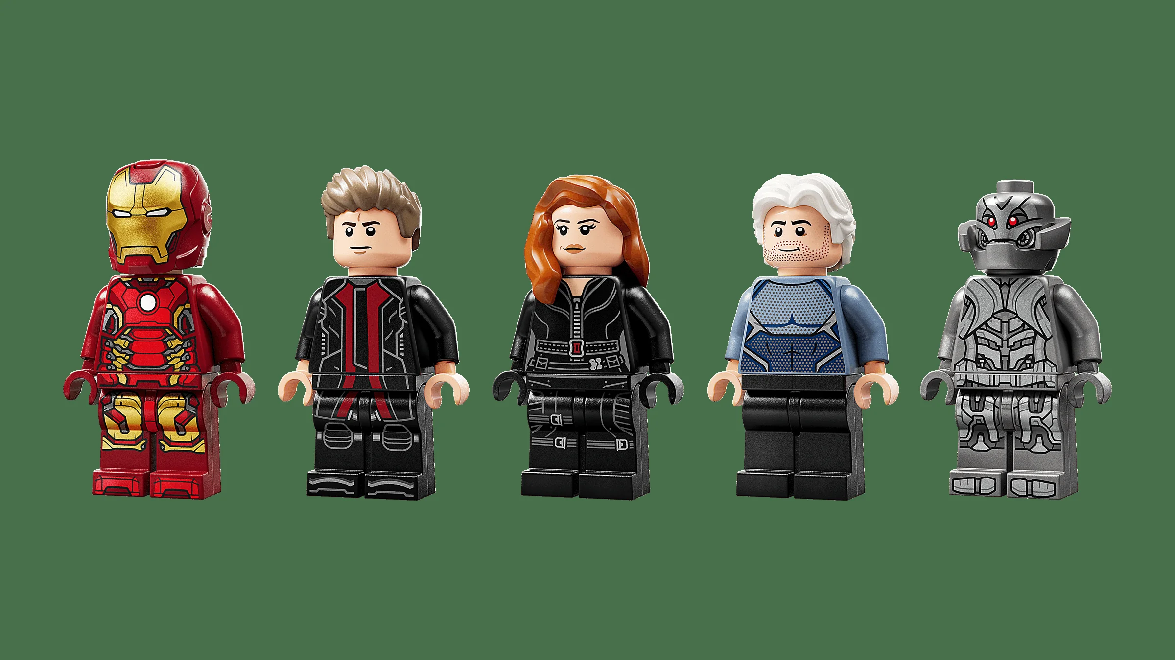 Prim plan cu minifigurinele LEGO Iron Man, Captain America, Black Widow, Quicksilver și Ultron.