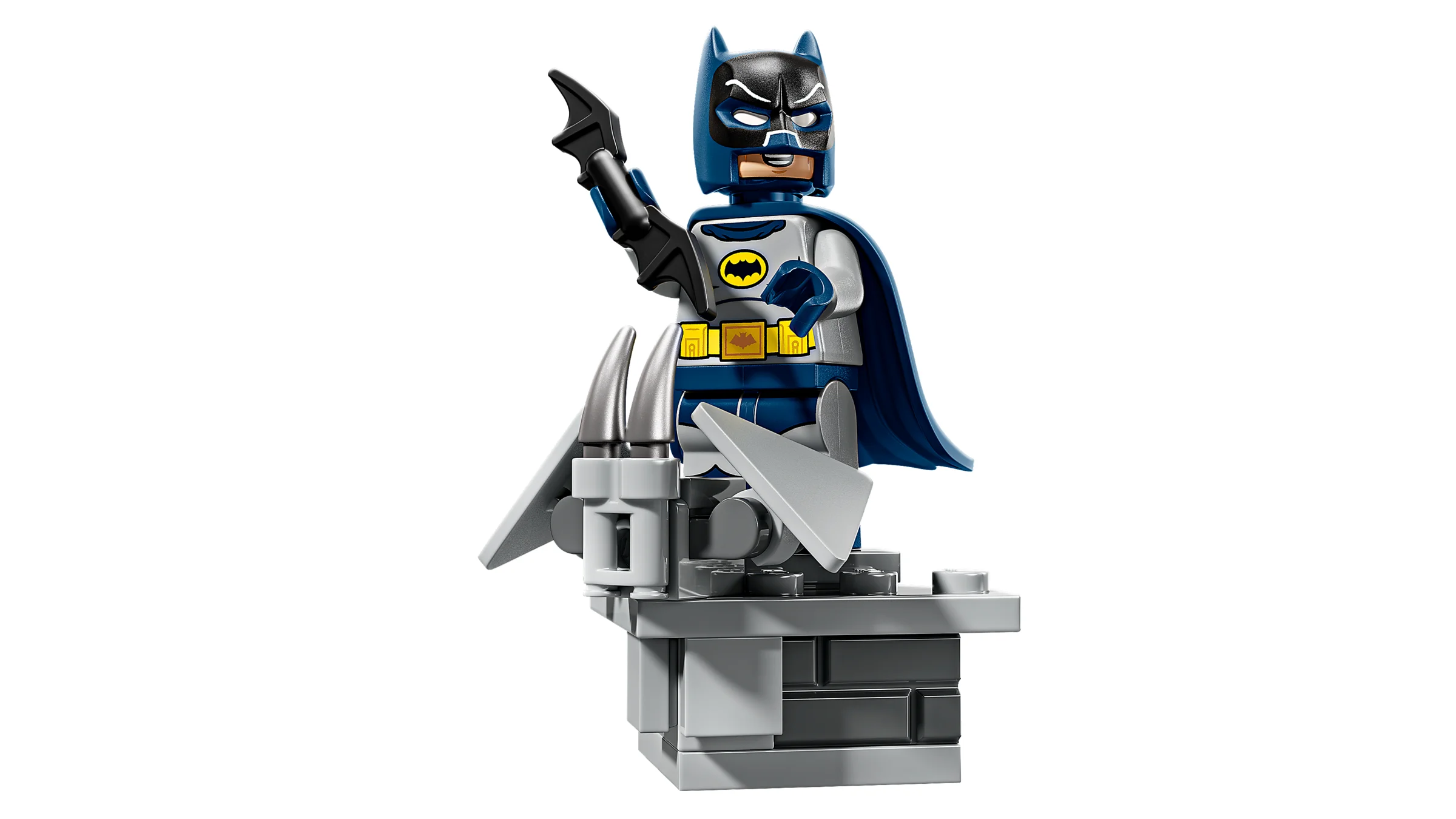 Minifigurina LEGO Batman, seria TV clasică, pe suport. Costum gri și albastru, batarang în mână.