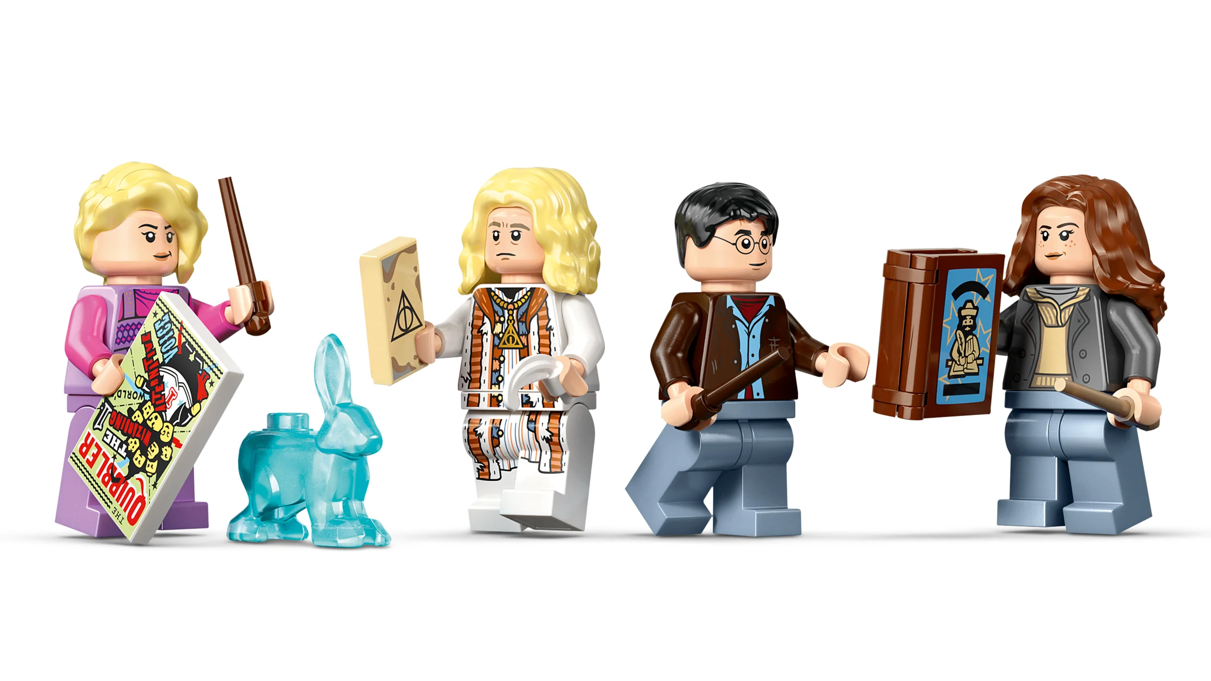Prim-plan cu minifigurinele Luna Lovegood, Xenophilius, Harry și Hermione.