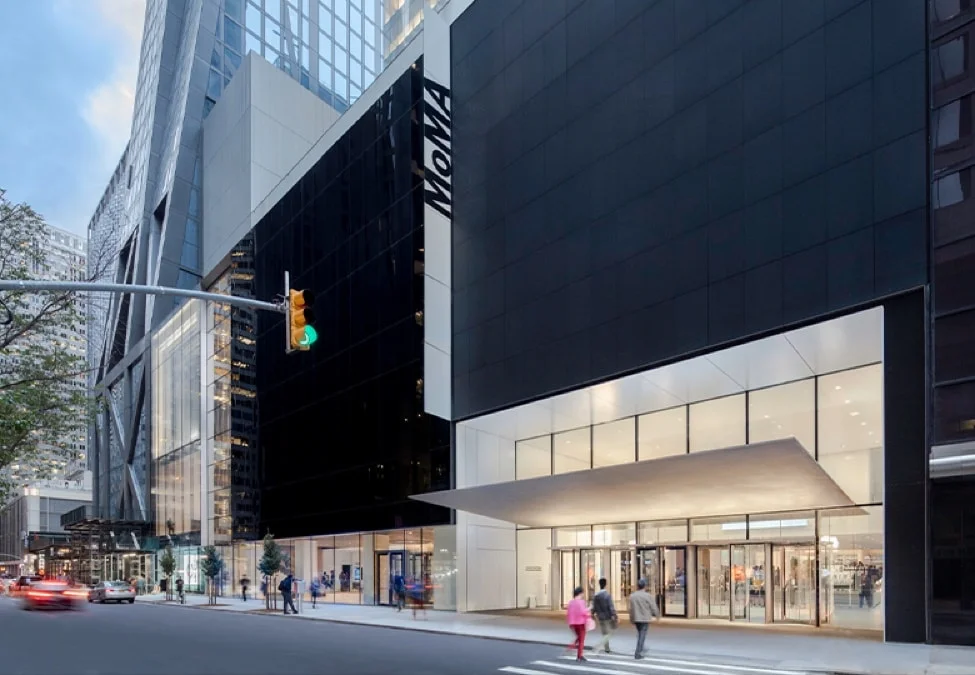 MoMA (Muzeul de Artă Modernă) din New York, unde este expusă 