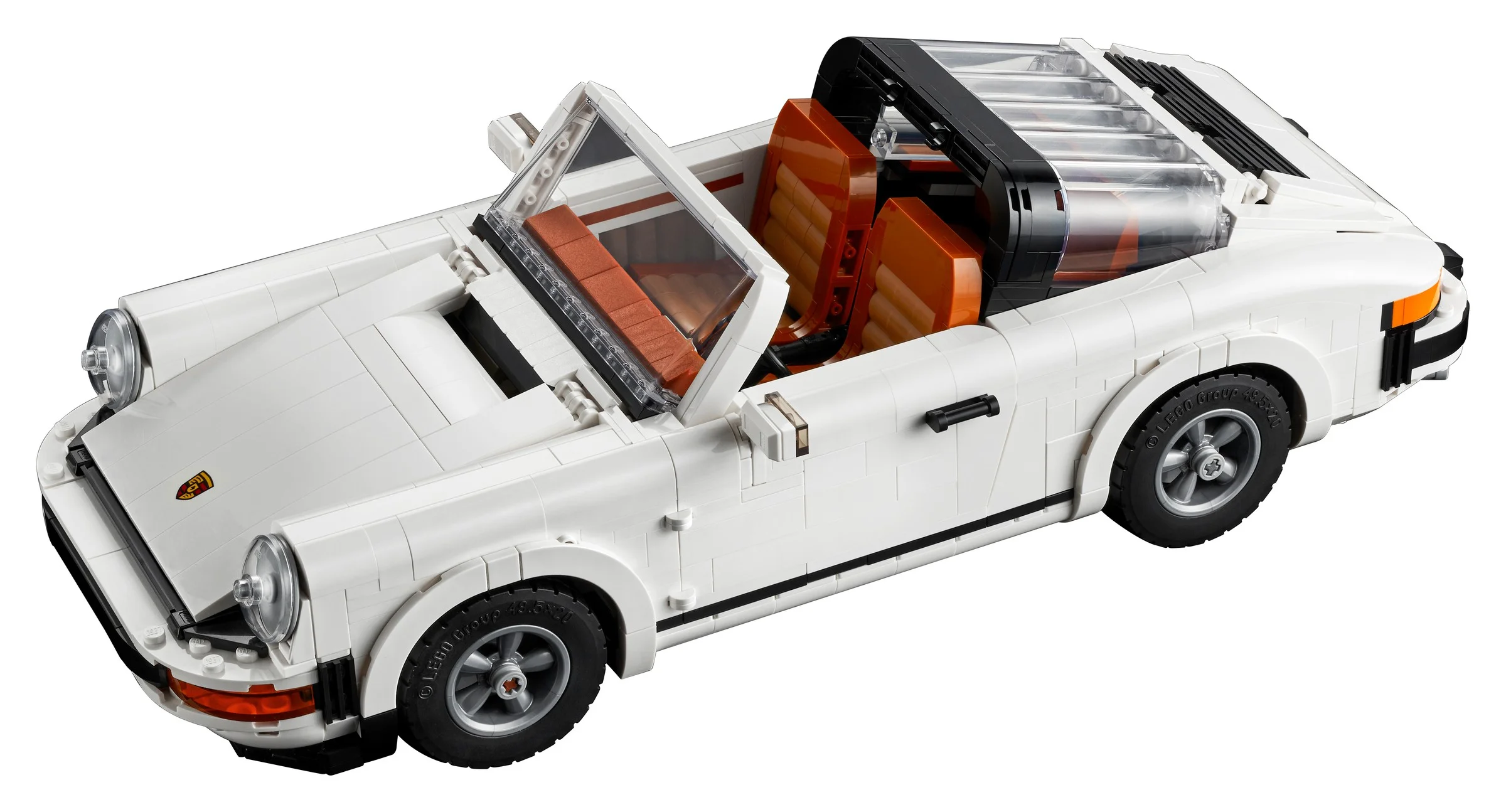 Imagine detaliată a modelului LEGO Porsche 911 Targa alb, cu acoperișul detașabil.