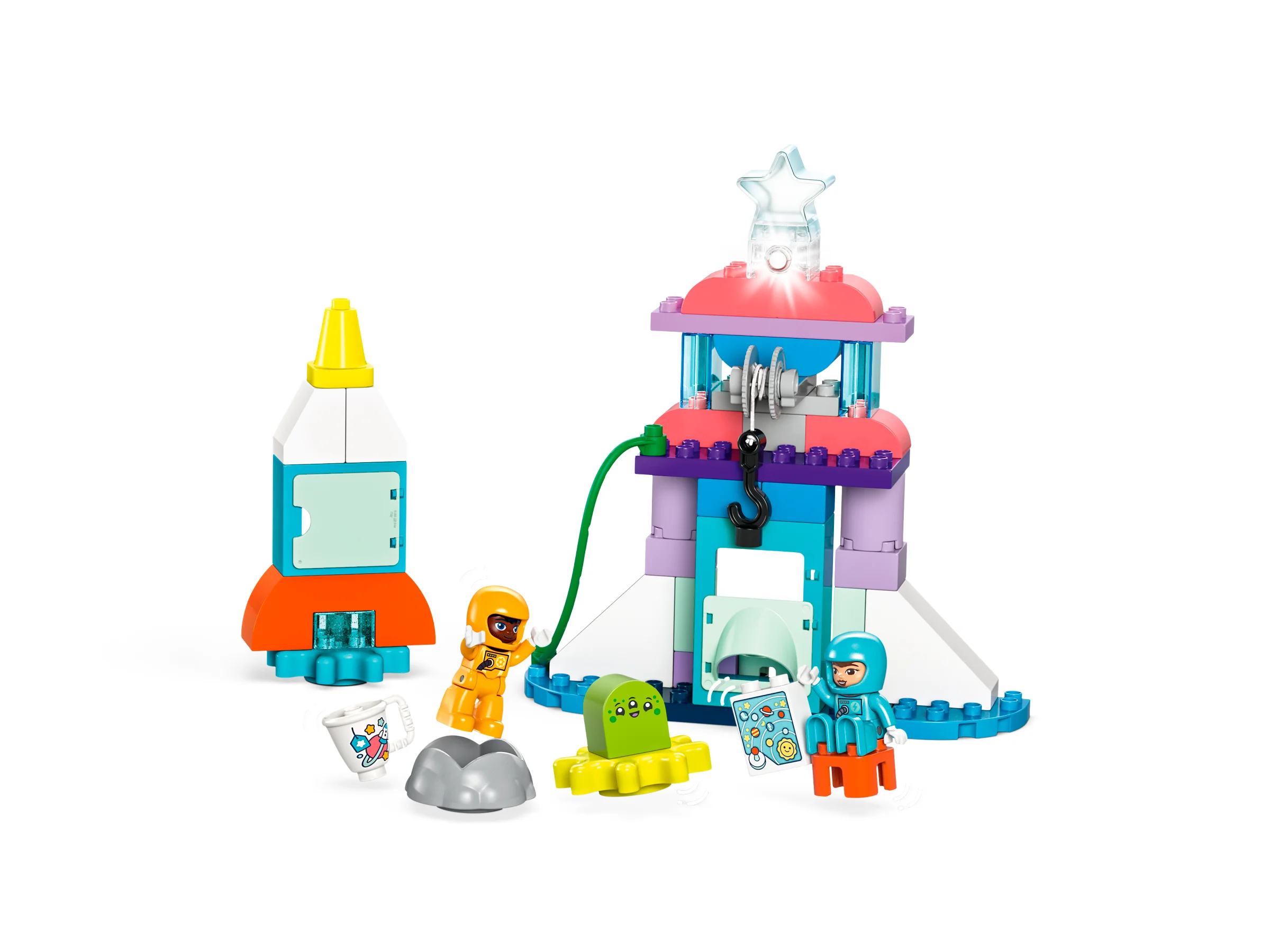 O imagine cu setul LEGO Duplo 10422, cu naveta spațială, baza de lansare și figurinele astronauților.