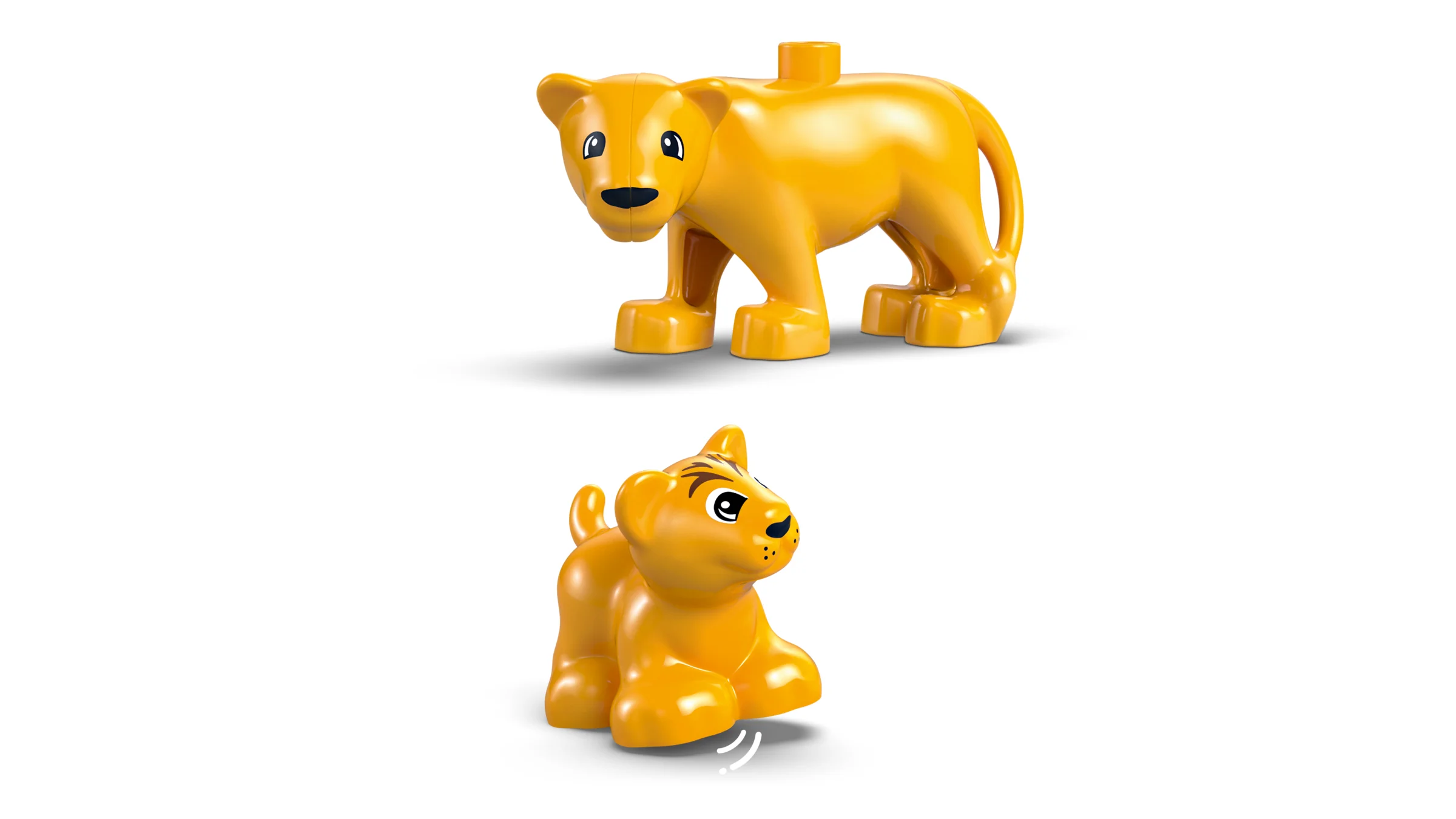 Imagine cu o leoaică și un pui de leu Duplo galbeni, pe fundal alb.