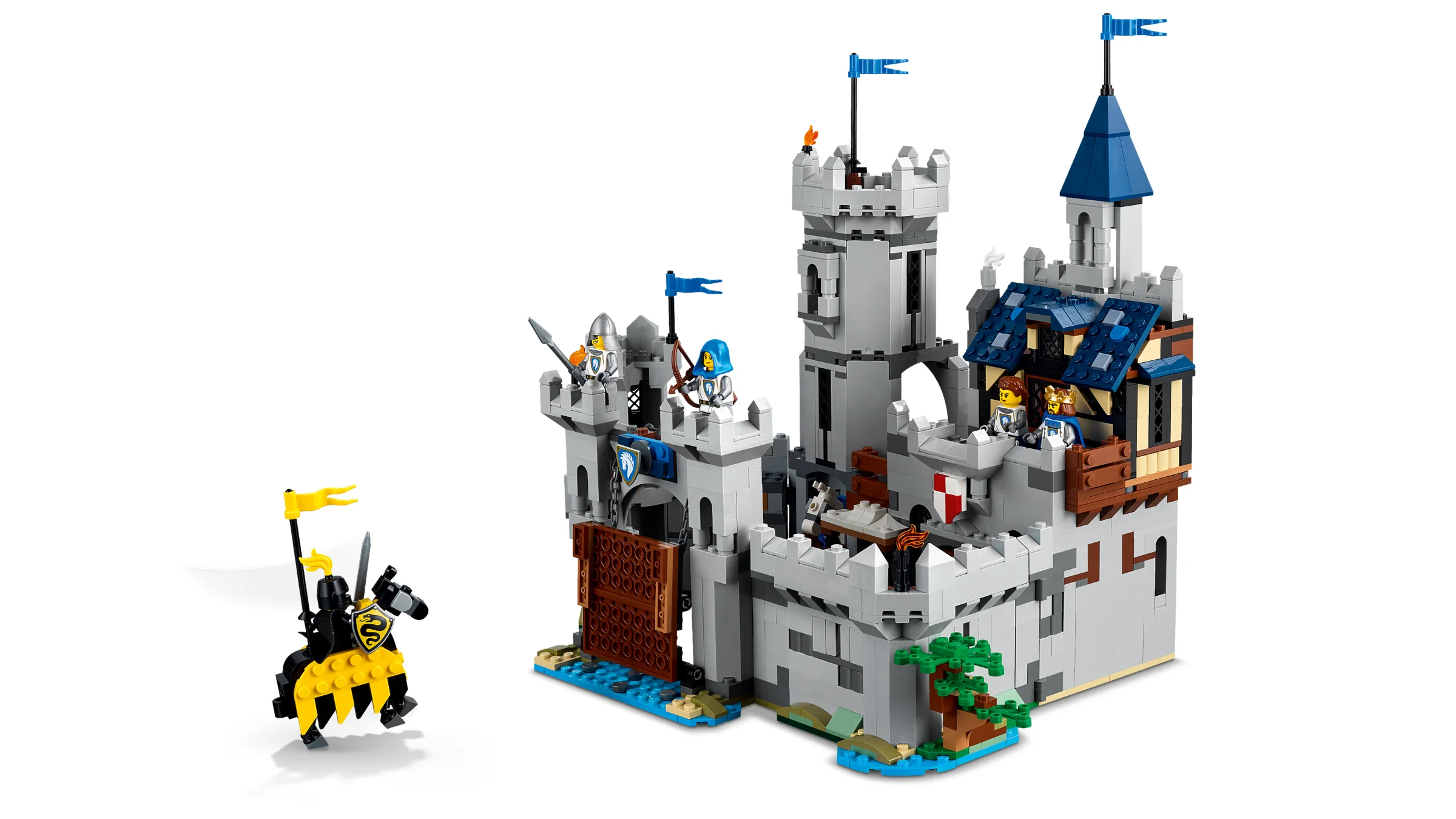 Imagine cu castelul medieval LEGO 31168, detaliat și cu mini-figurinele incluse.