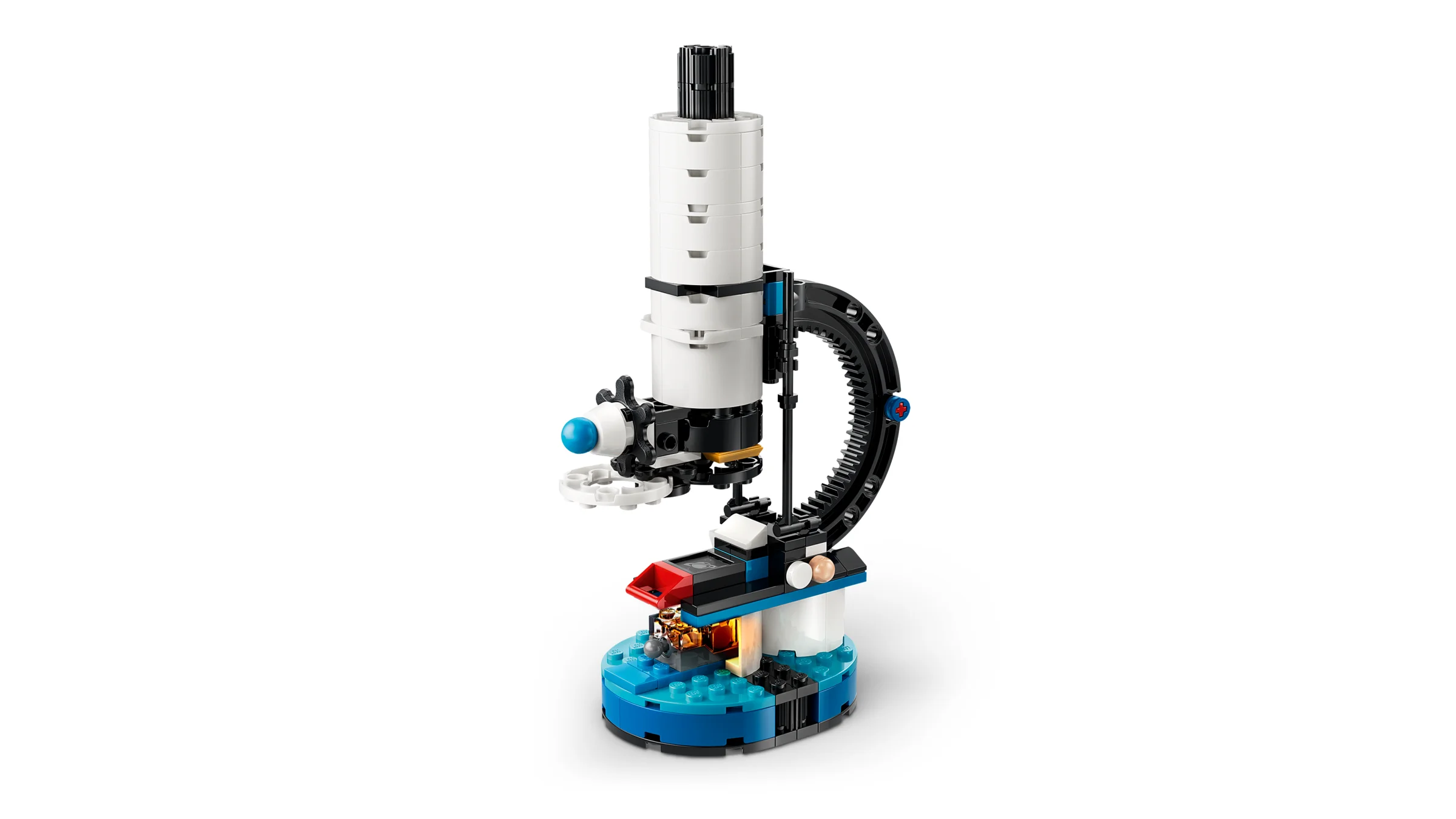 O imagine a telescopului spațial LEGO 31378, modelul finalizat. Detalii clare ale construcției.