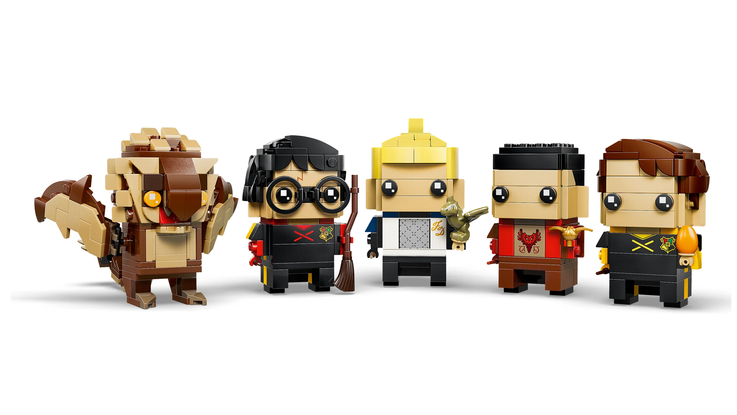 Prezentare a figurinelor BrickHeadz din setul 40791, cu elemente din Pocalul de Foc.