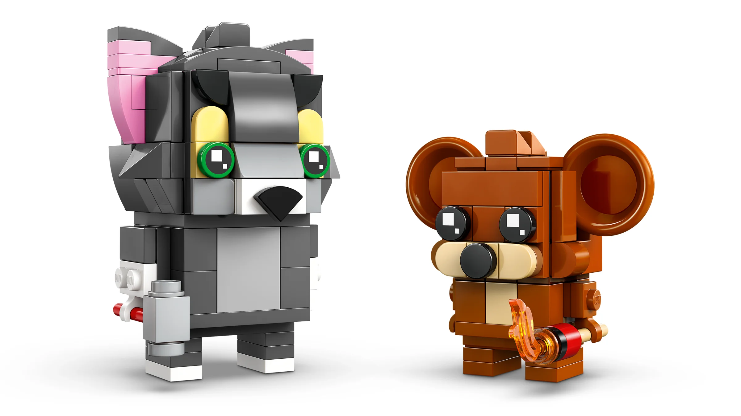 Imagine cu figurinele LEGO BrickHeadz Tom și Jerry, construite detaliat din cărămizi LEGO.