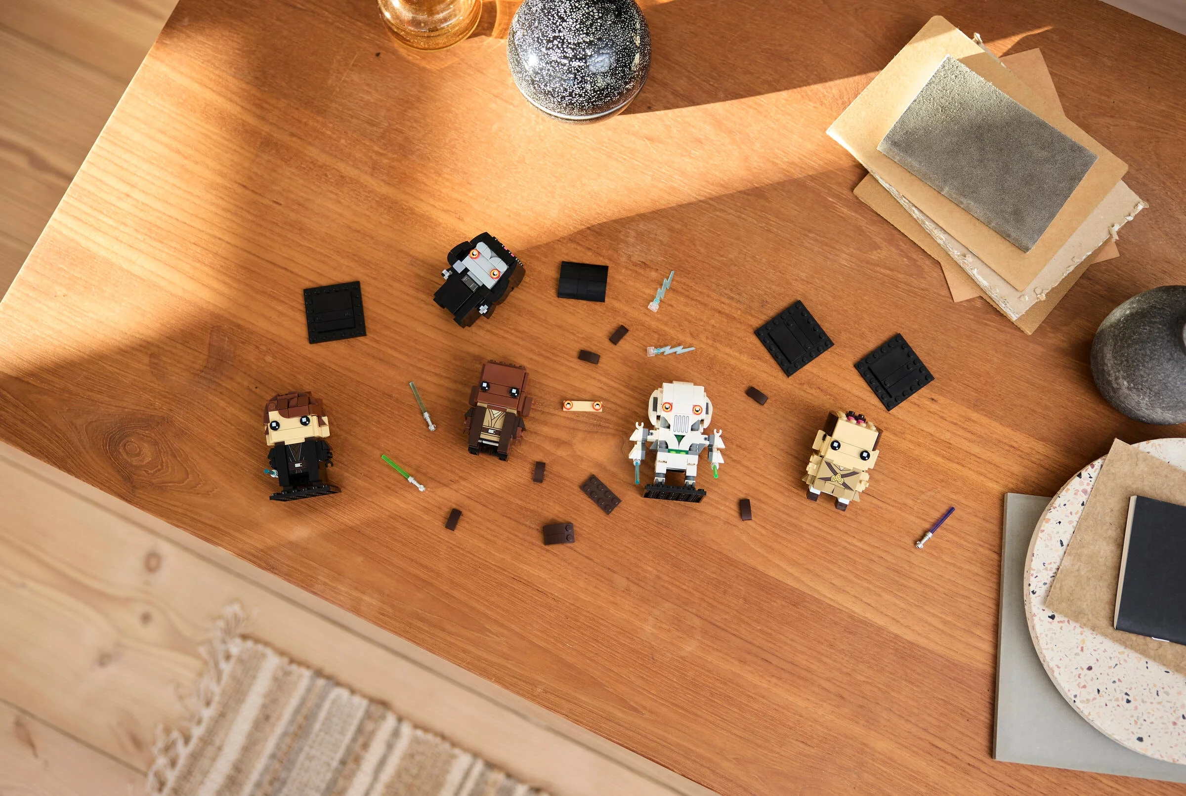 Prezentare BrickHeadz Răzbunarea Sith: Anakin, Obi-Wan, Grievous, Palpatine. Figurine și accesorii LEGO.