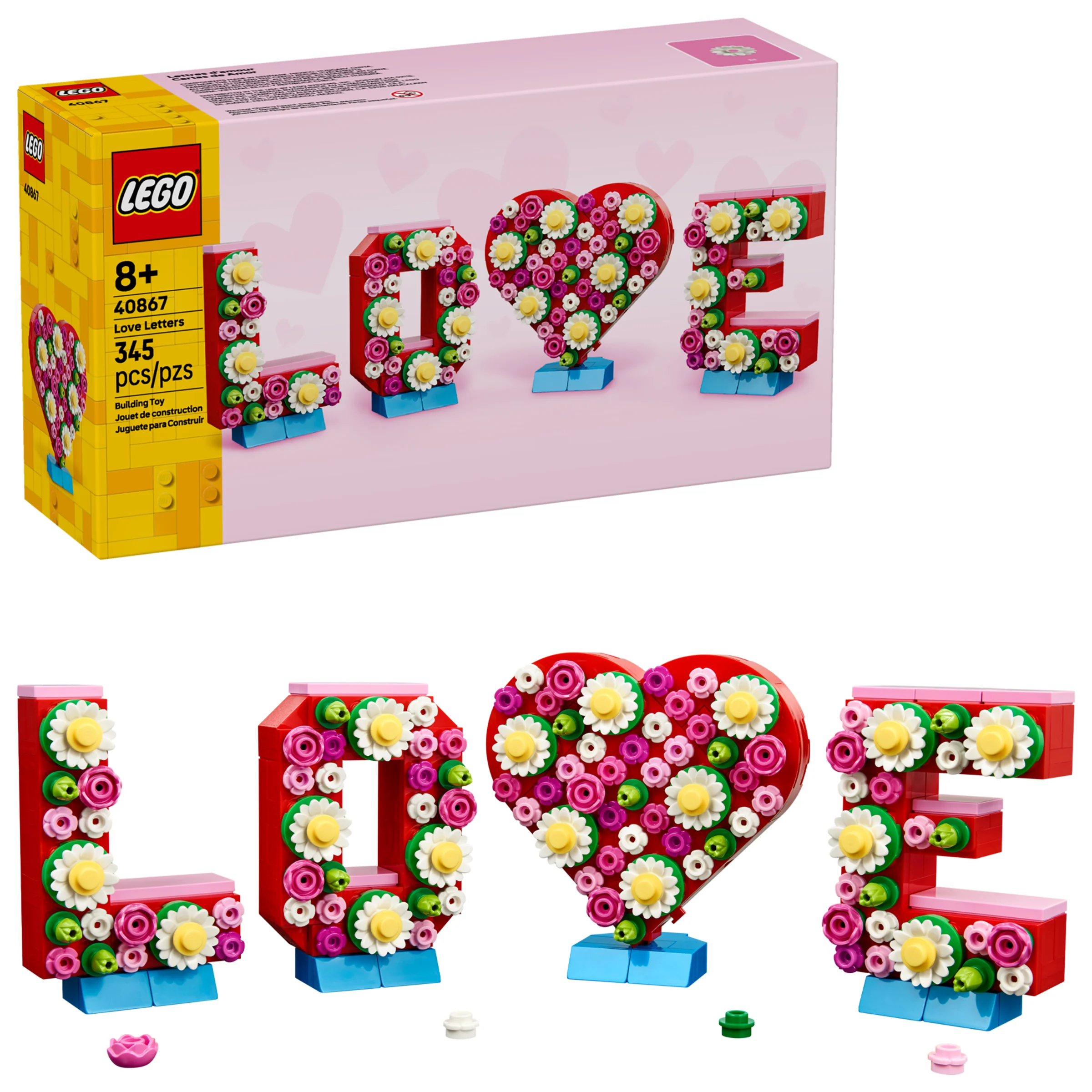Imagine cu setul LEGO 40867 „Love Letters”, cu cutia și modelul asamblat LOVE decorat cu flori.