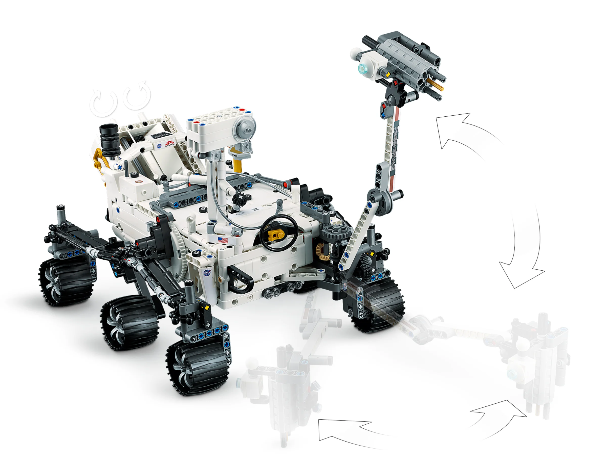 Imagine cu roverul Perseverance de la NASA, setul LEGO Technic 42158, prezentând brațul articulat.