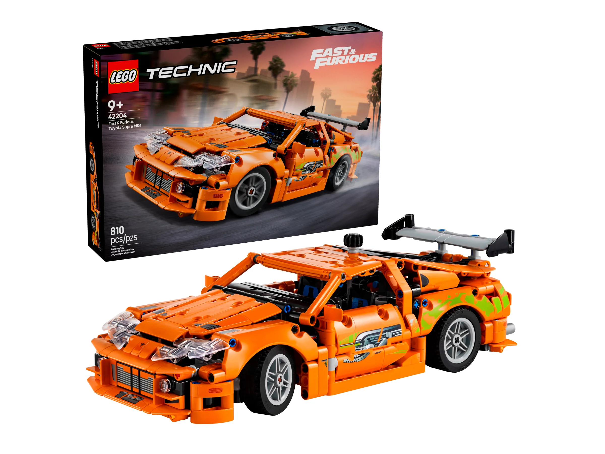 Imagine cu setul LEGO Technic 42204, Toyota Supra MK4 din Fast & Furious și cutia lui.