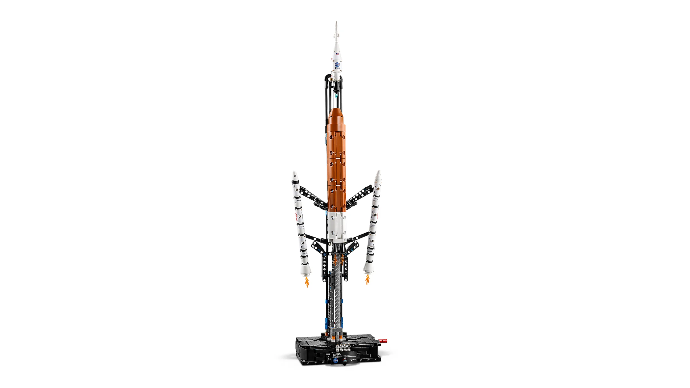 Modelul complet al rachetei NASA Artemis, cu detalii ale structurii Technic.