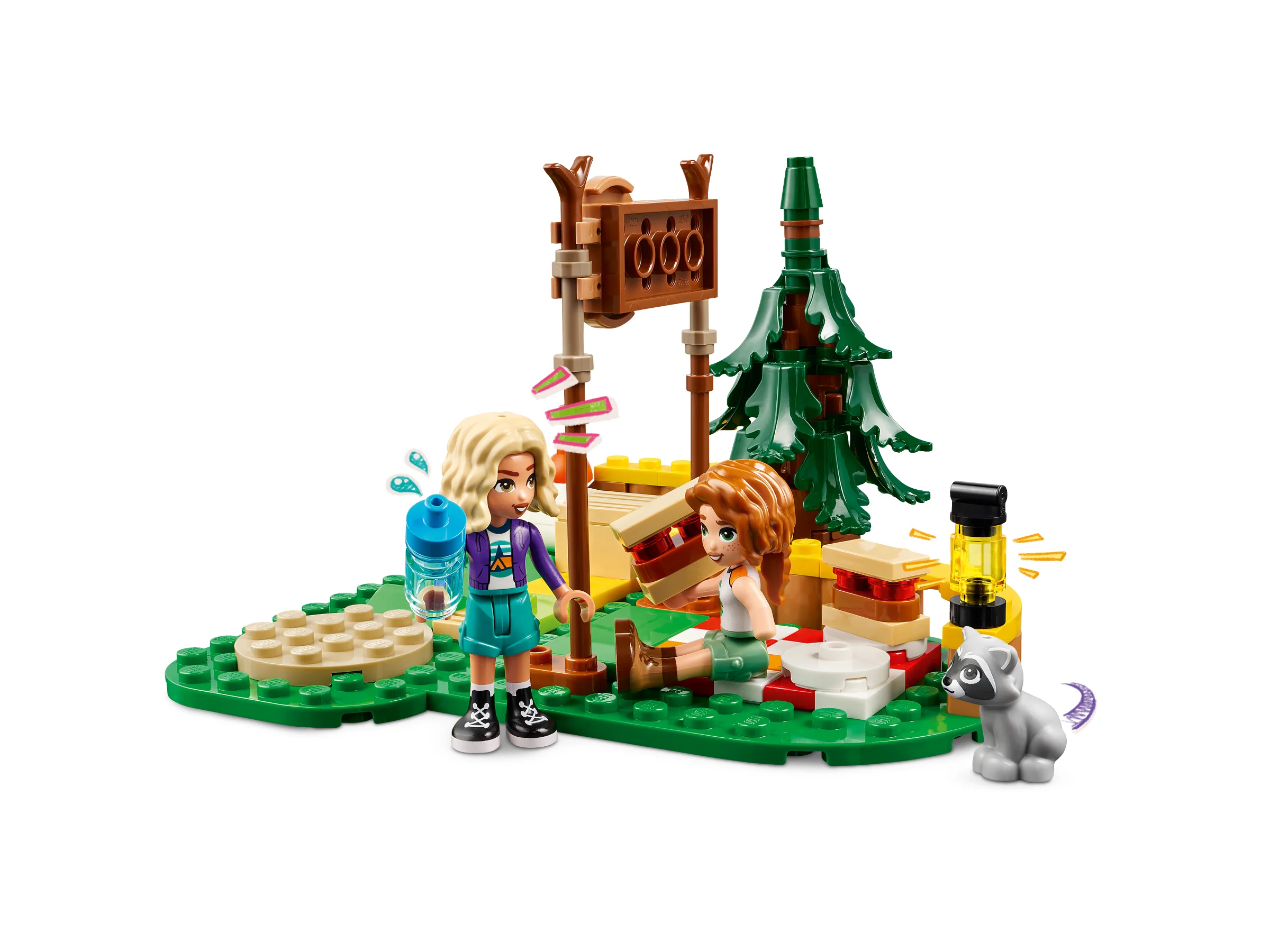 Scenă cu minifigurinele LEGO Friends la un teren de tir cu arcul, cu detalii de camping.
