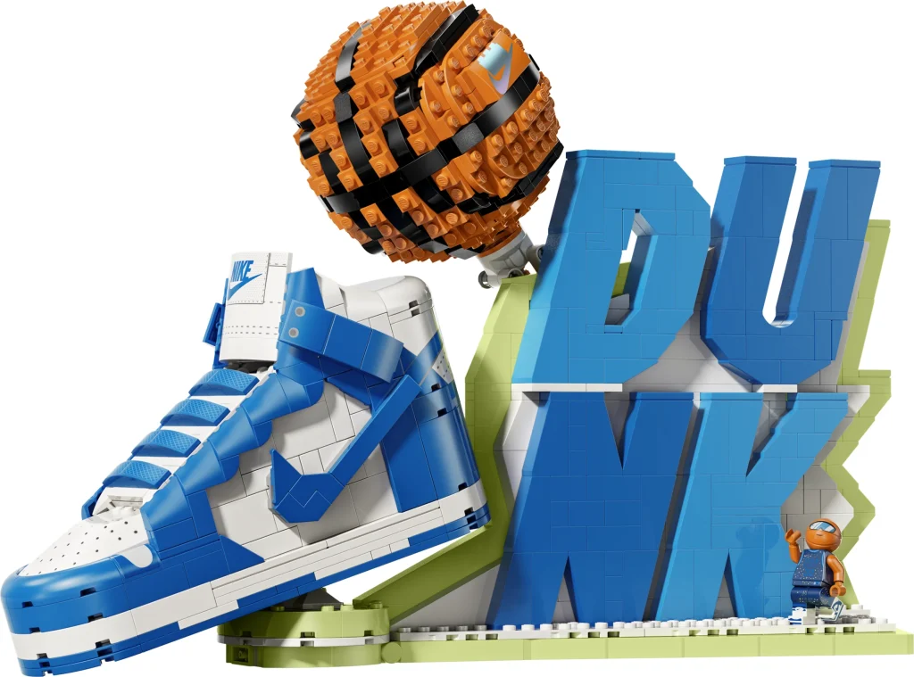 LEGO 43008 - Recenzie LEGO 43008 Nike Dunk: Mai mult decât un simplu pantof sport din cărămizi