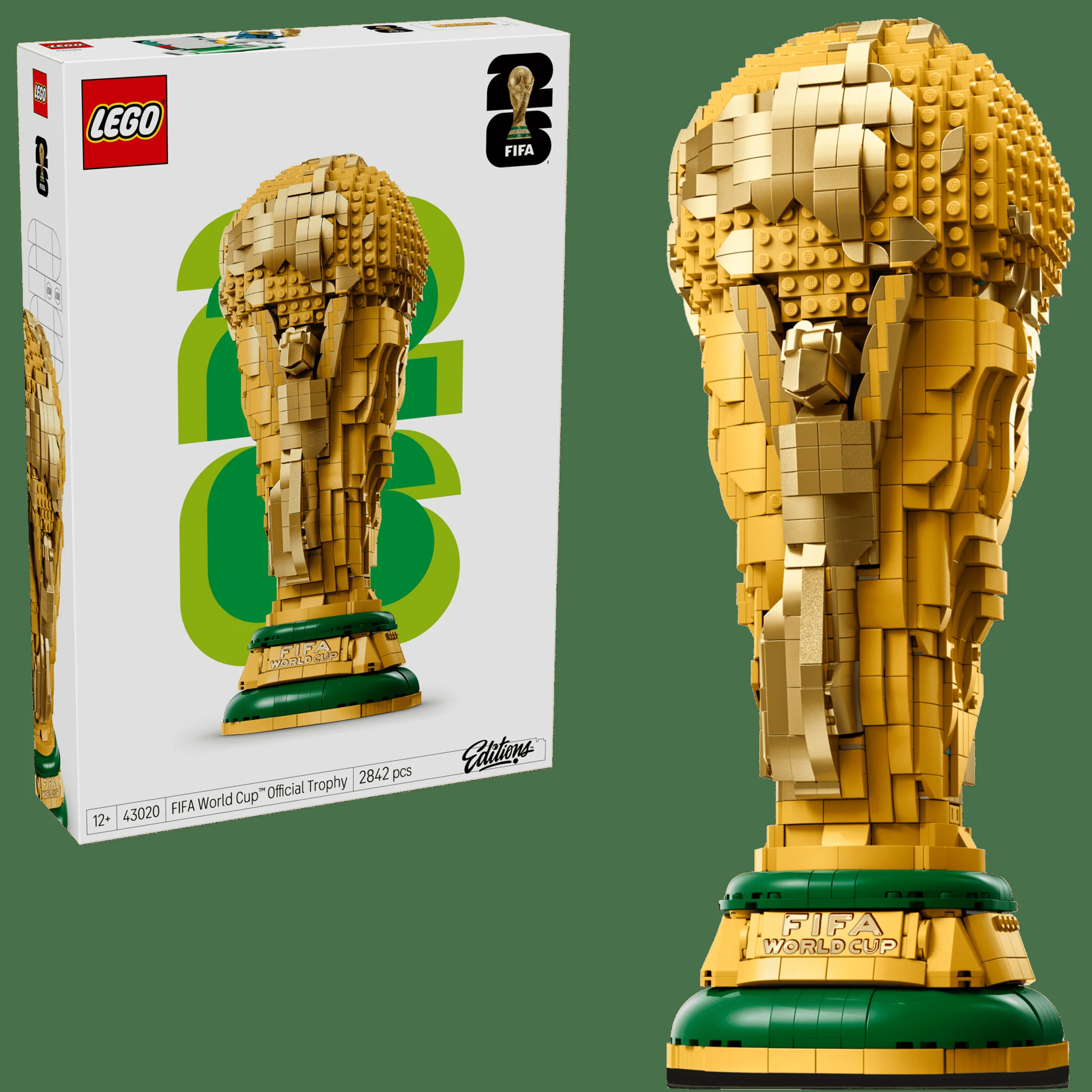 Imagine cu trofeul FIFA World Cup construit din LEGO, alături de cutia produsului.