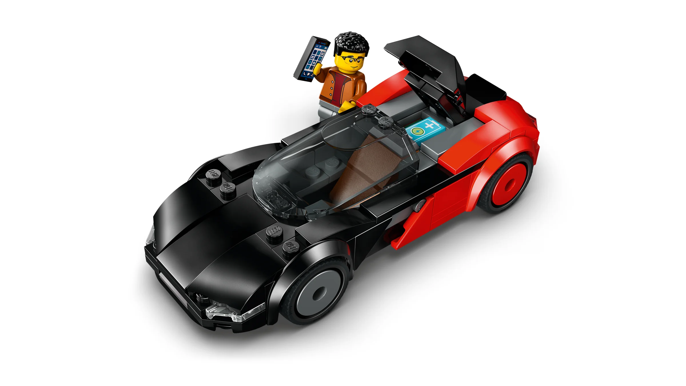 Imagine detaliată a mașinii sport electrice LEGO 60486, cu minifigurina inclusă. O prezentare excelentă.