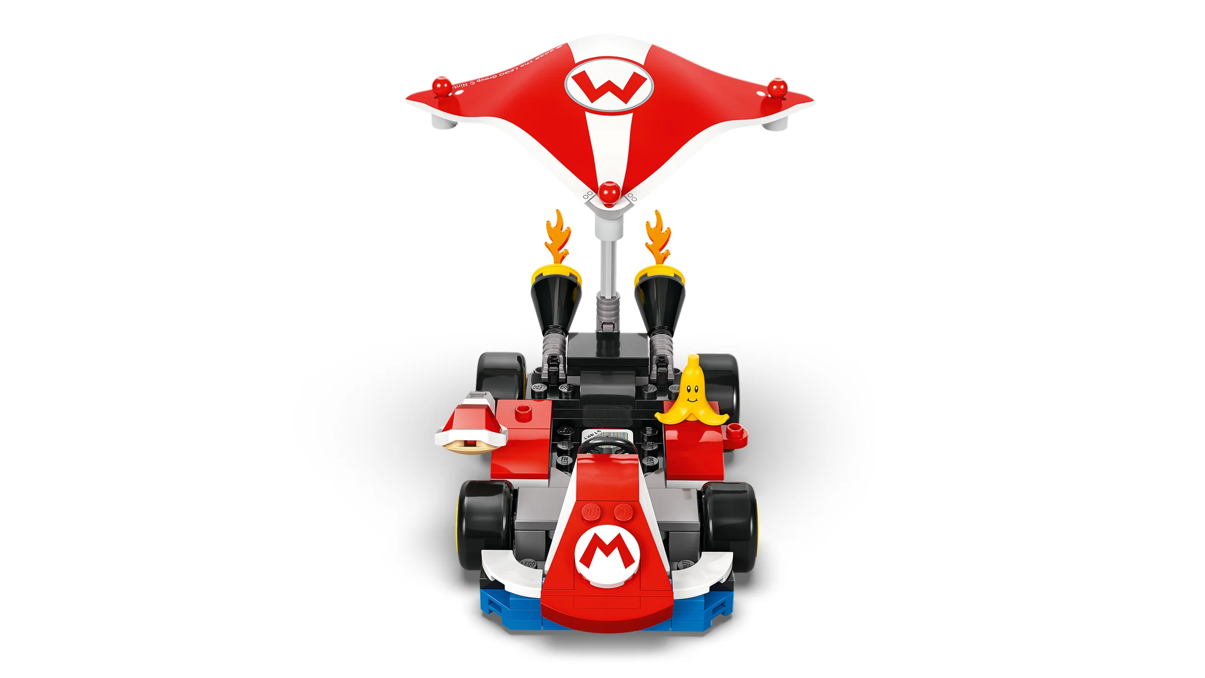 Imagine cu kartul LEGO Super Mario, o construcție detaliată și colorată. Detalii precise.