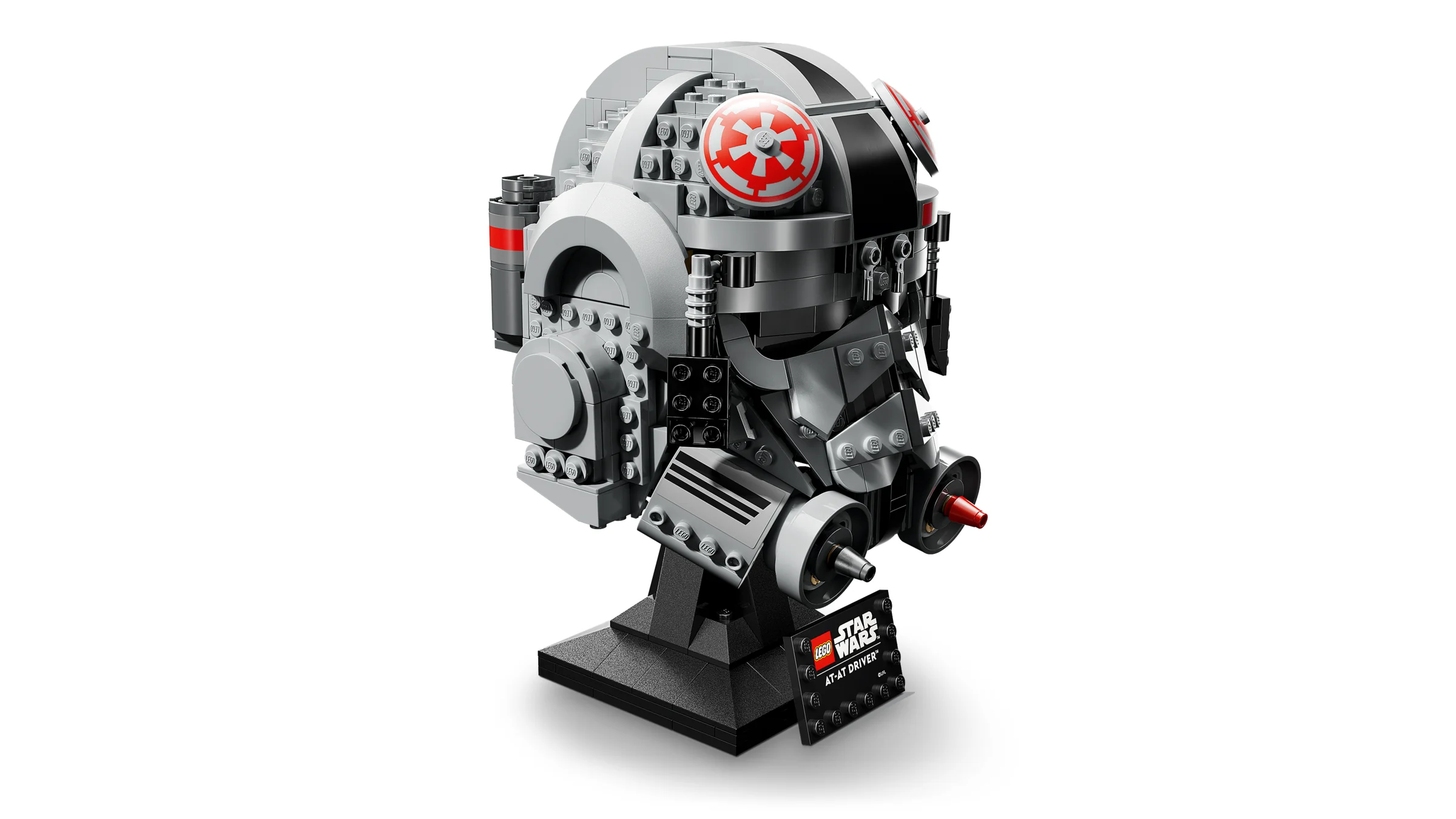Casca AT-AT Driver LEGO Star Wars, o replică detaliată pentru fanii colecționari.