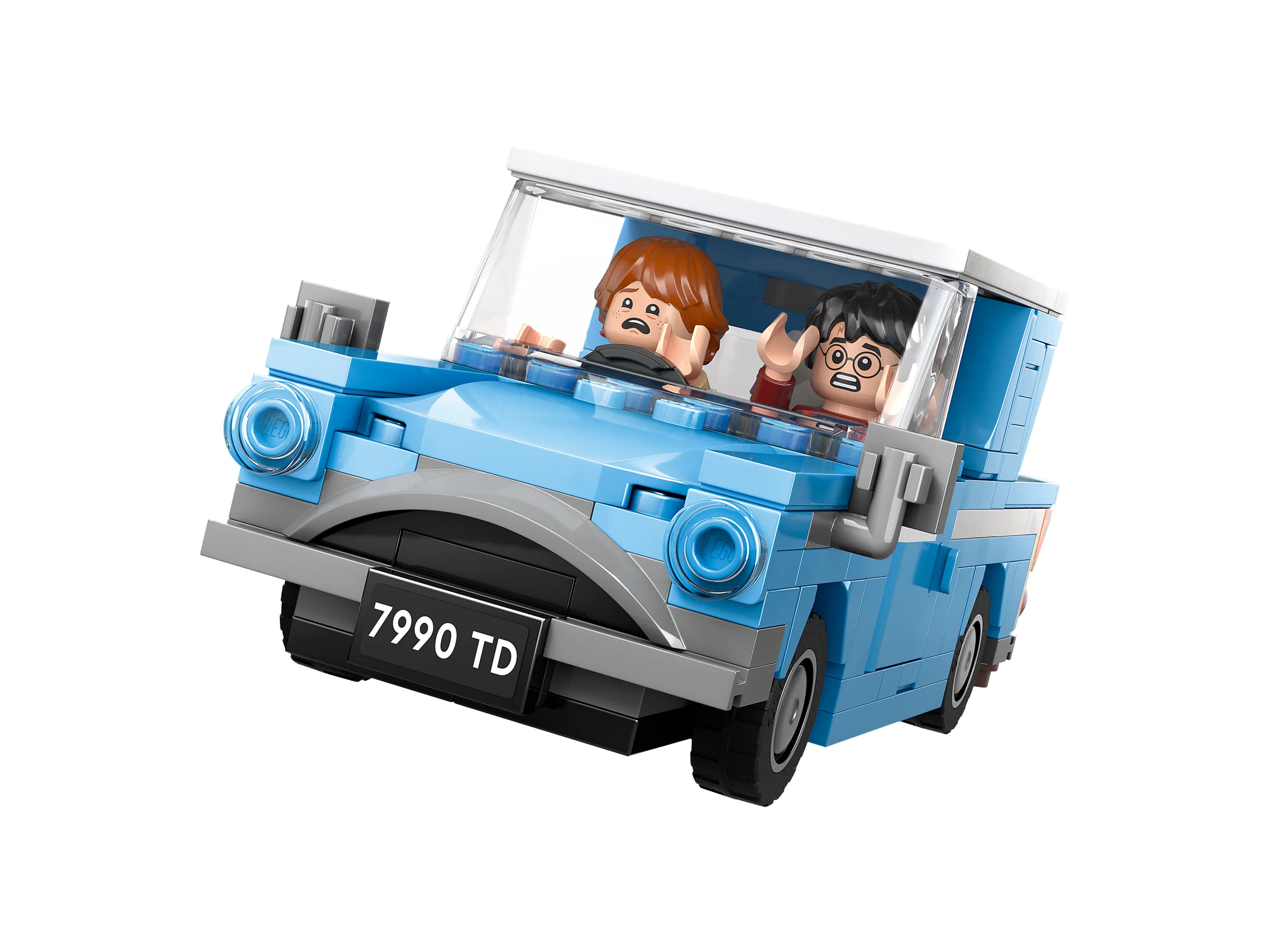Imagine cu Ford Anglia zburătoare, model LEGO, cu Harry și Ron la bord. Aspect detaliat.