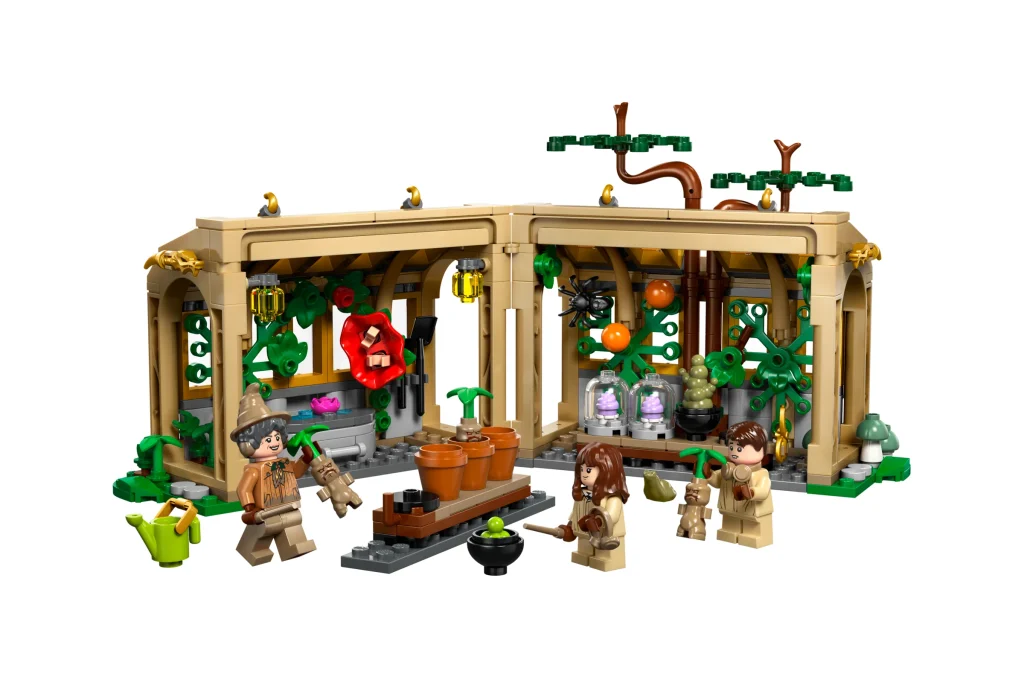 LEGO 76445 - LEGO 76445 Castelul Hogwarts: Lecția de Ierbologie - O analiză detaliată