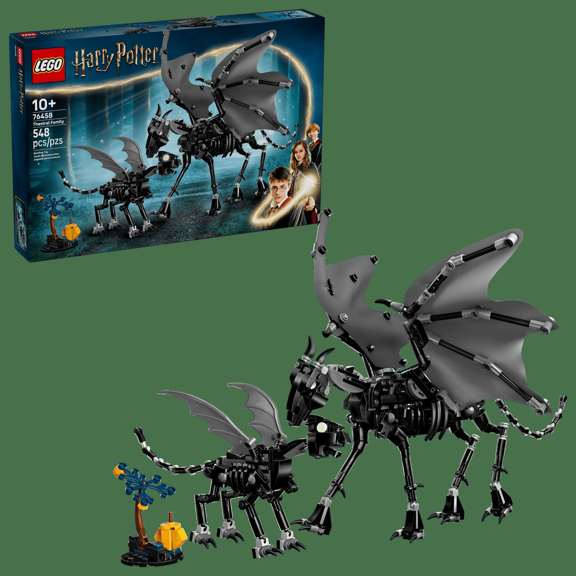 Imagine cu setul LEGO 76458, Familia Thestral, ce prezintă thestrali și cutia produsului.