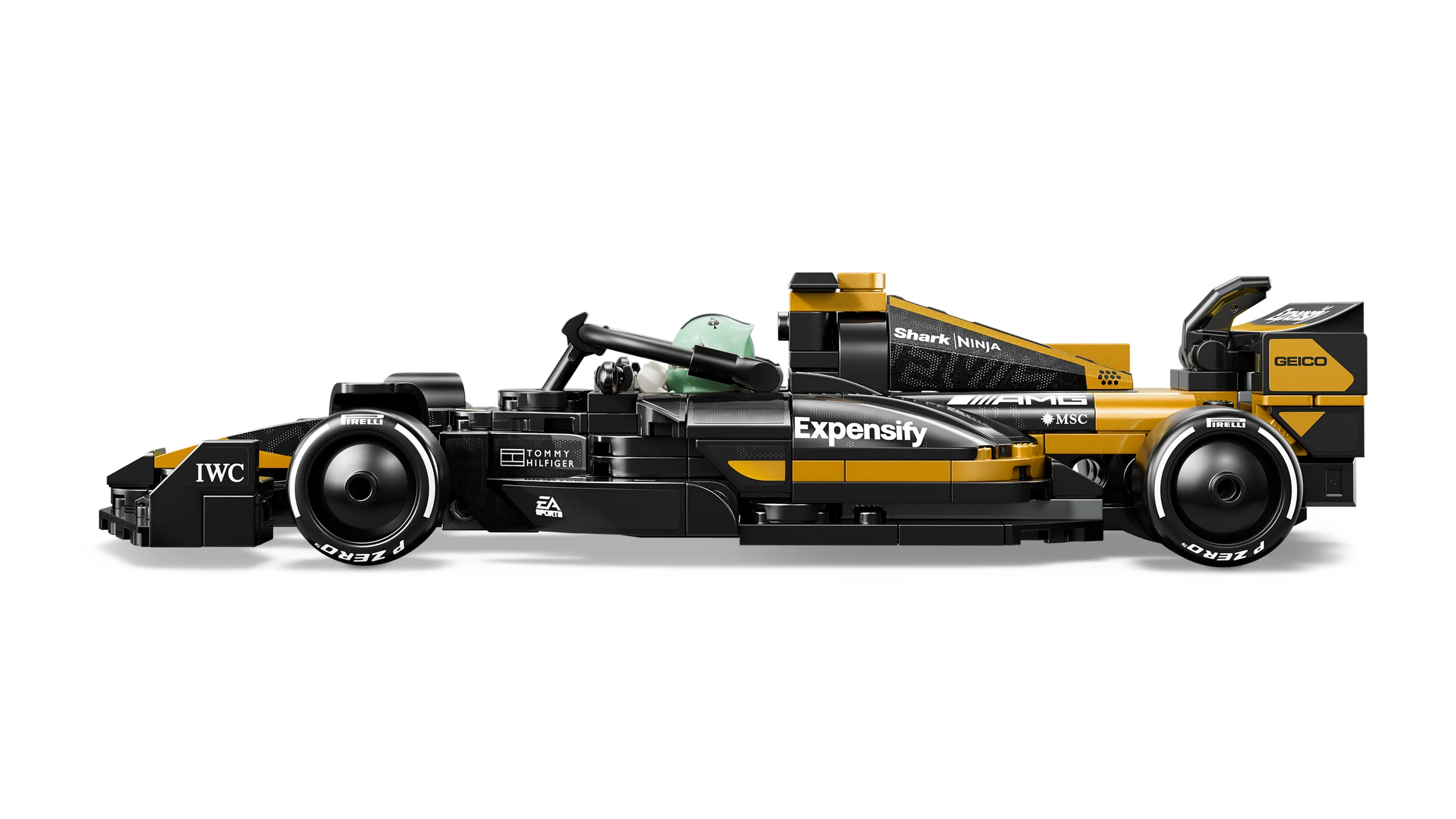 O imagine laterală a modelului LEGO APXGP, negru și auriu, cu detalii și sponsorizări vizibile.