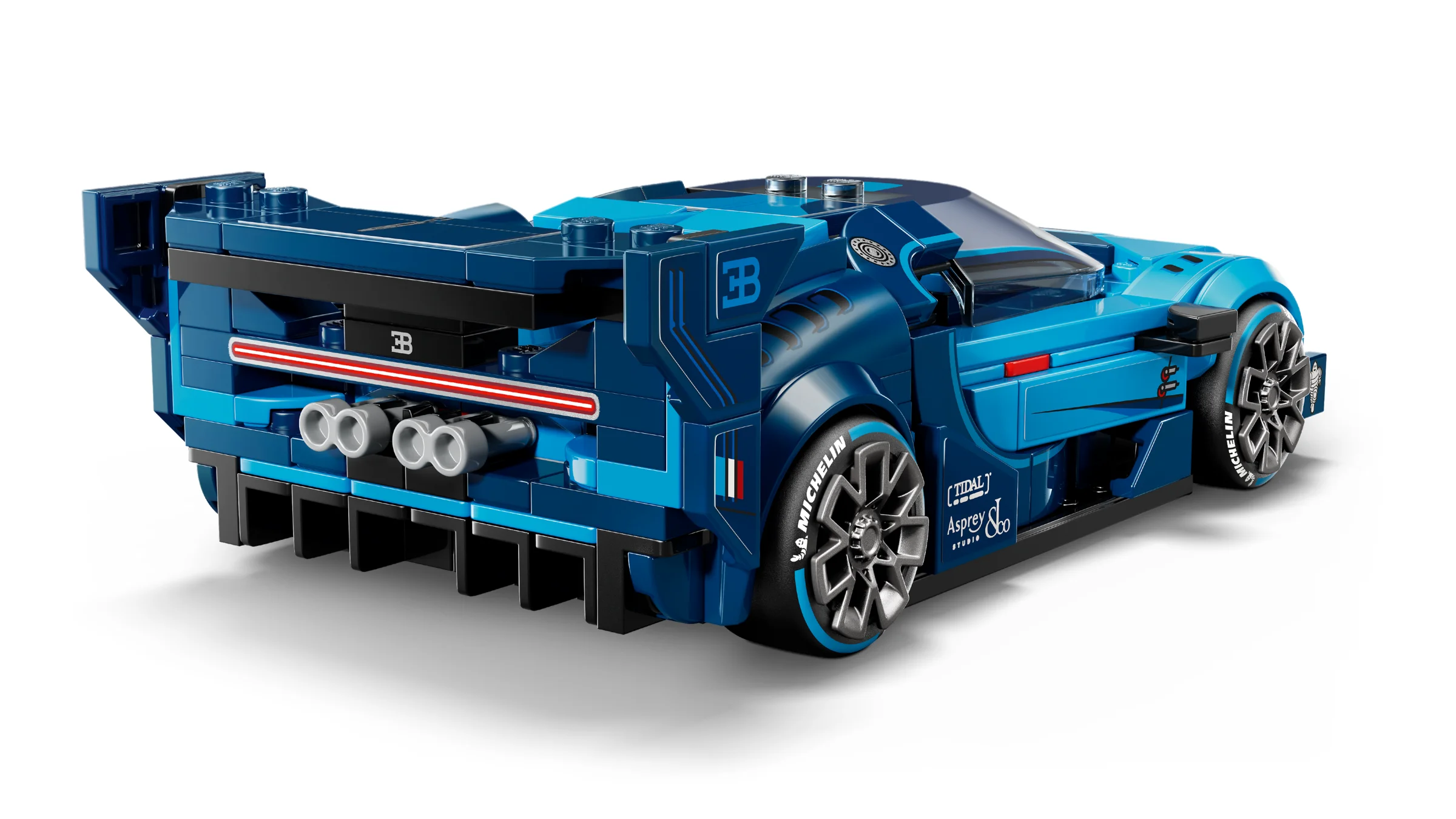 Modelul Bugatti Vision Gran Turismo, albastru, cu detalii autentice, văzut din spate. Design sportiv și atrăgător.