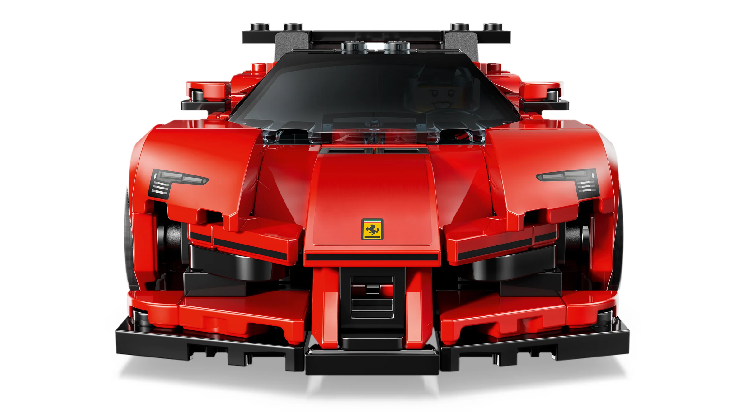 Prim-plan cu modelul LEGO Ferrari SF90 XX Stradale, roșu intens și detaliat.