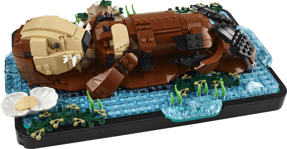 Detalii inedite despre LEGO Ideas 21366 Floating Sea Otters: De ce a fost esențială adăugarea puiului în designul final