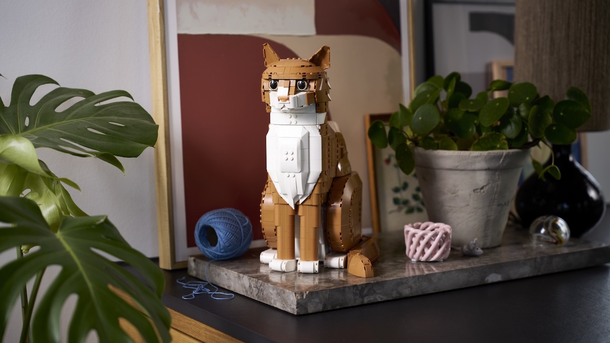 LEGO dezvăluie secretele de design ale noului set Orange Cat: Legătura inedită cu Gizmo și tehnica texturii „pufoase”