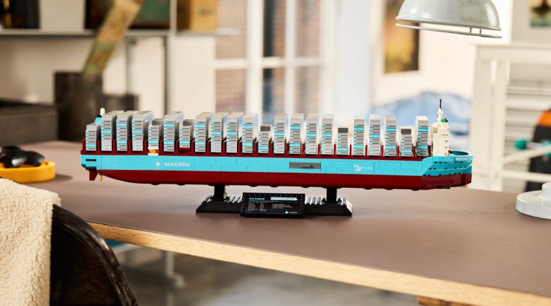 LEGO lansează noul 40955 Maersk Dual-Fuel Container Vessel – O capodoperă a ingineriei maritime sustenabile