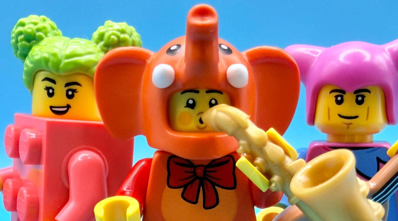 Detalii noi despre piesele LEGO Build a Minifigure 2026: Costume aniversare și previzualizări de primăvară