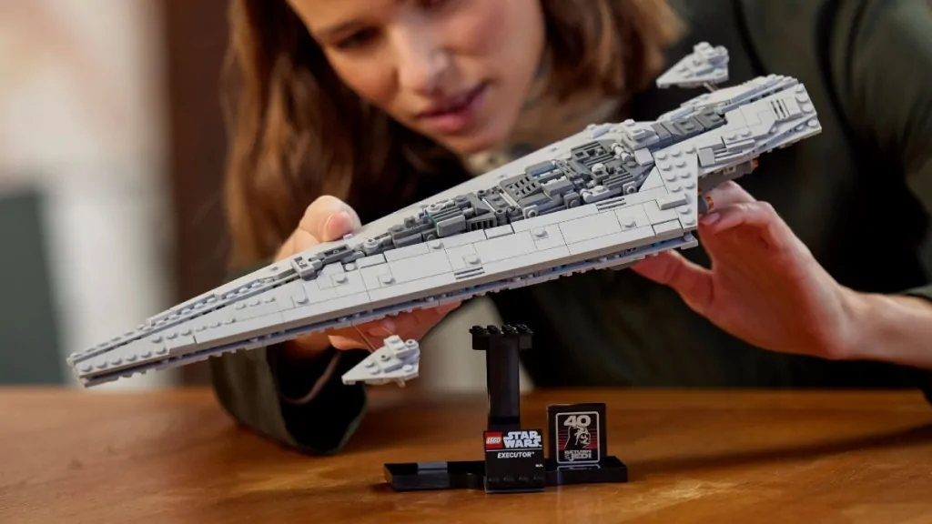 LEGO anunță lista seturilor care vor fi retrase în 2026: Ultimele șanse pentru Millennium Falcon și alte modele legendare