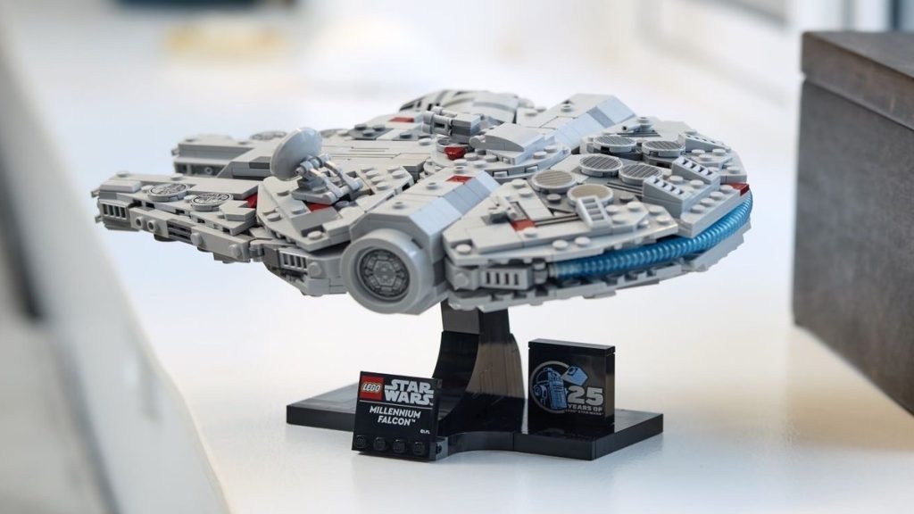 Promoție LEGO de neratat: Puncte duble Insiders și setul gratuit Penguins in Love sunt acum disponibile