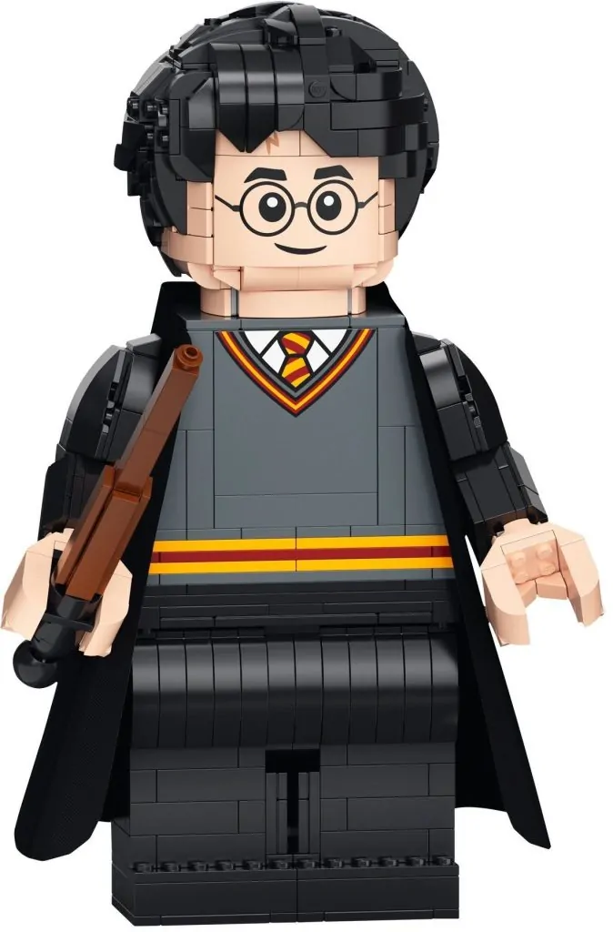 LEGO anunță o nouă minifigurină gigant: Ce personaje legendare ar putea urma după Astronautul Classic Space?
