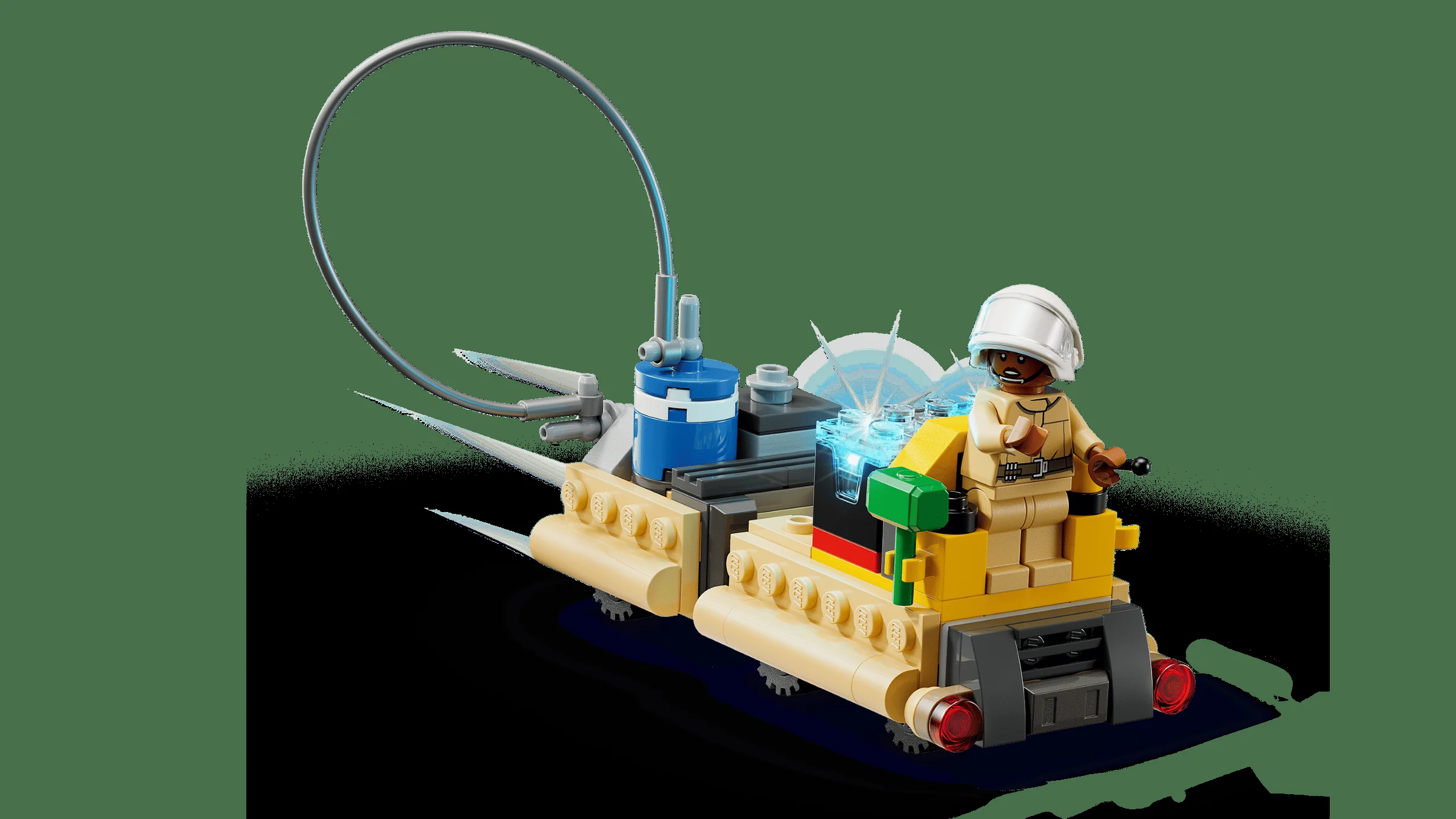 Vehicul detaliat LEGO cu minifigurină, fundal verde.