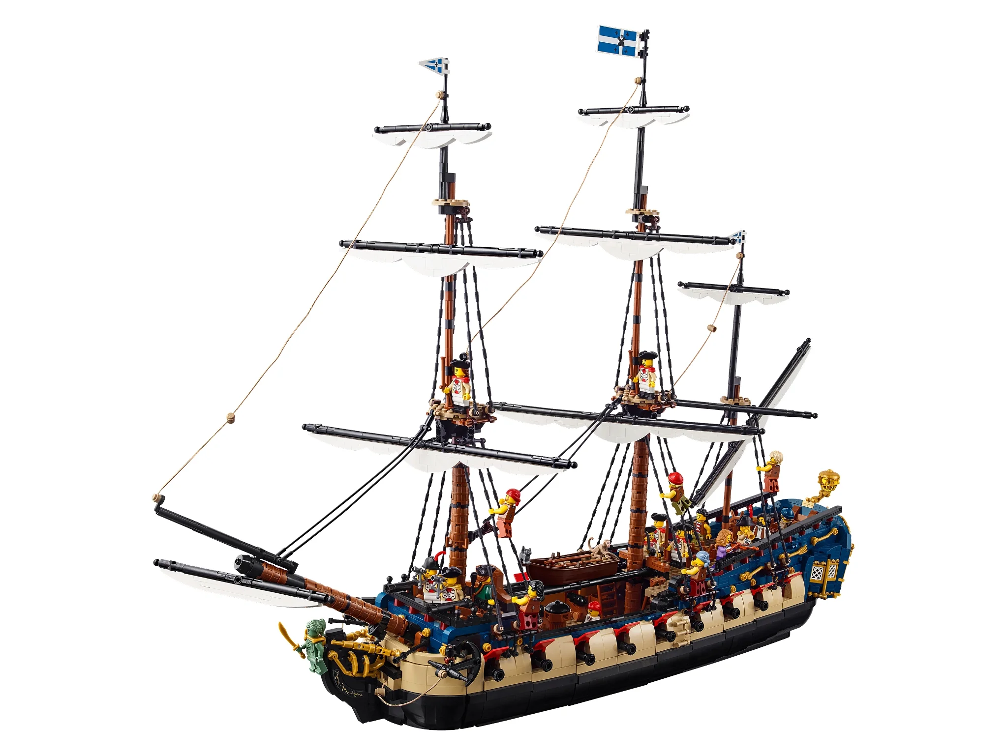 Imagine cu fregata Fortuna, o navă LEGO detaliată, cu vele și minifigurine. Model atrăgător, complex.