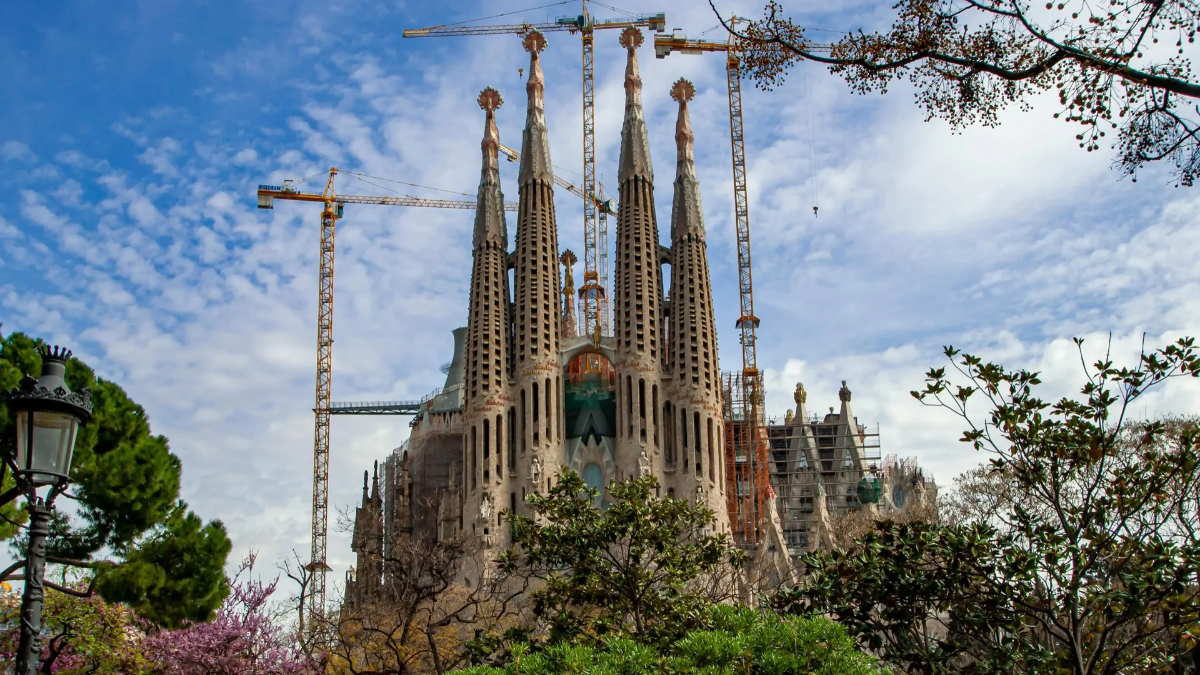 Detalii despre viitorul LEGO Architecture 21065 Sagrada Familia: Cel mai mare set din istoria companiei