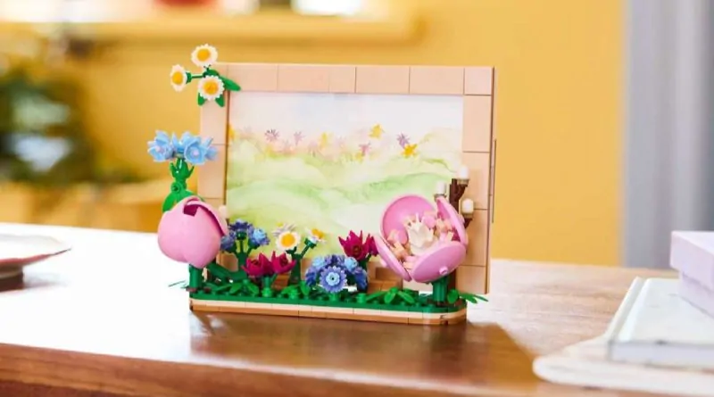LEGO lansează 40916 Floral Picture Frame: O nouă piesă de decor spectaculoasă în colecția Botanicals