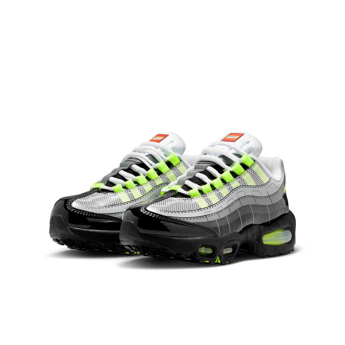 LEGO lansează pantofii sport purtabili Nike Air Max 95: Detalii despre prețuri, puncte Insiders și data de lansare