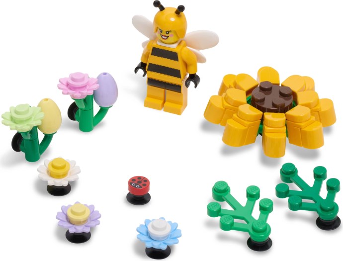 LEGO lansează o nouă colecție exclusivă de încălțăminte și accesorii în colaborare cu Crocs