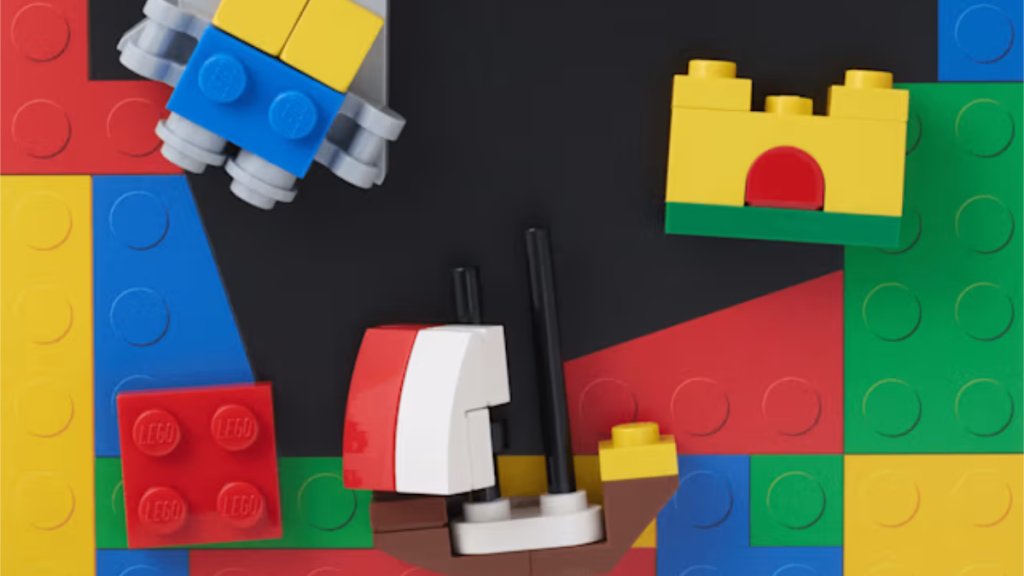 LEGO anunță prețuri surprinzător de accesibile pentru noua colecție Crocs Jibbitz și evenimente speciale de lansare