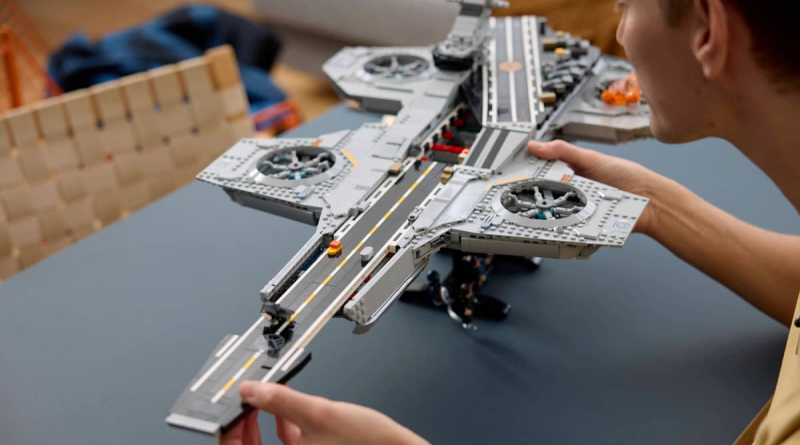 LEGO lansează noul S.H.I.E.L.D. Helicarrier (76354): O navă colosală axată pe detalii și minifigurine de excepție