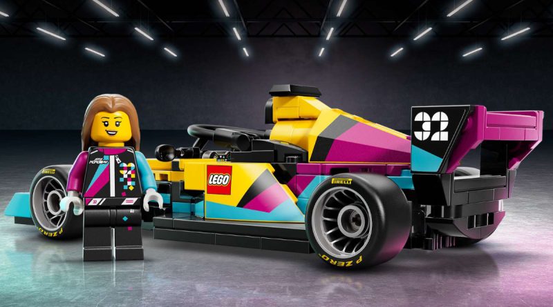 Detalii noi despre casca de curse LEGO a pilotei Esmee Kosterman și legătura cu noul set F1 ACADEMY
